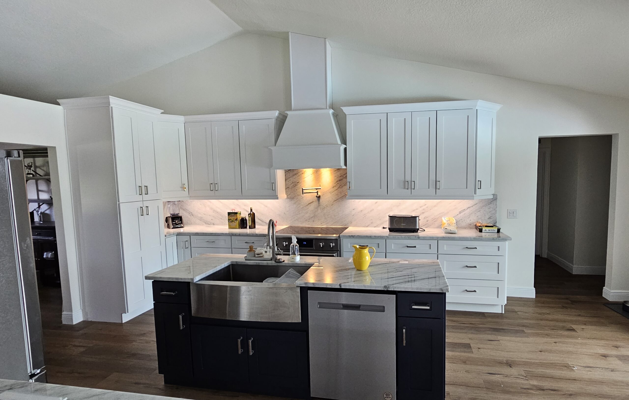 Shaker White - Shaker Navy Island